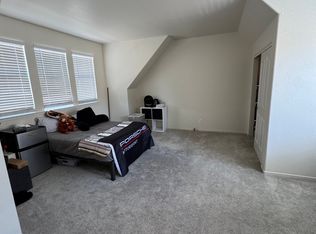106 Library Ln, Santa Cruz, CA 95062