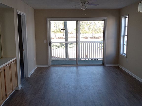 4th image of 589 Blue River Ct Unit 4F
