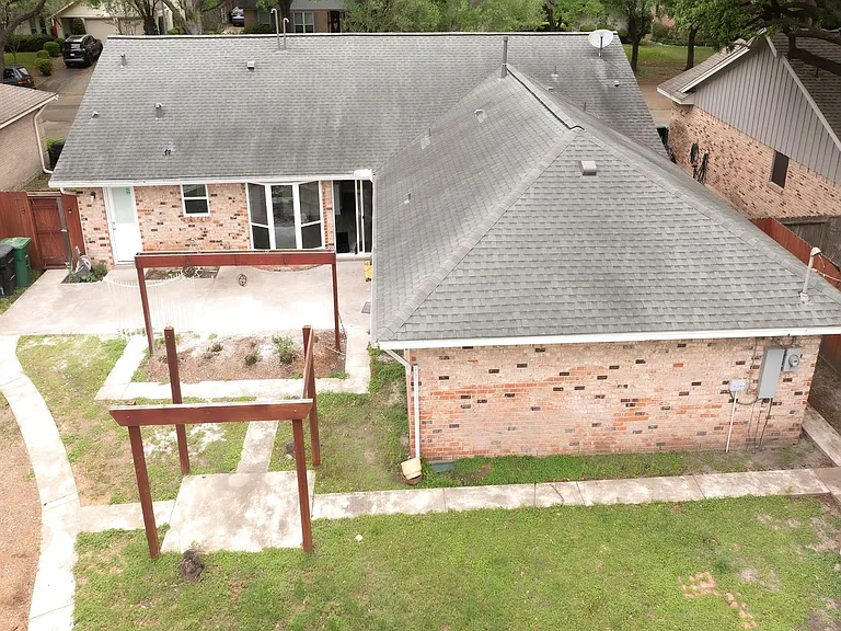 8335 Langdon Ln — Photo 34