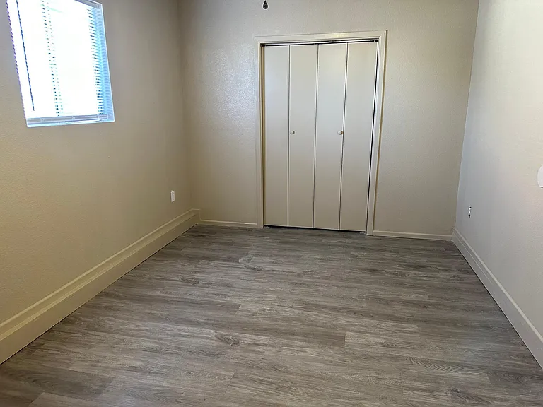 4605 Dakota Ave — Photo 11