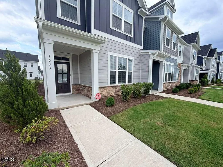 1633 Wendell Valley Blvd — Photo 2