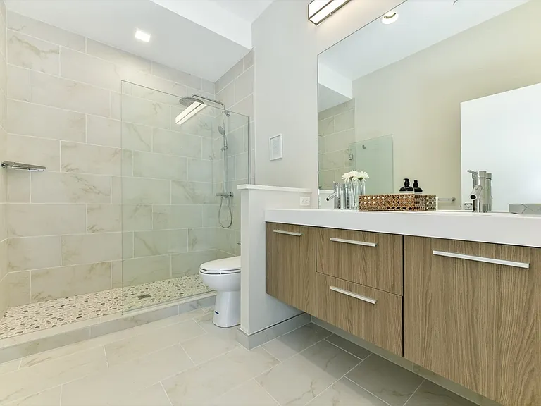 87 Parker St #402A — Photo 24