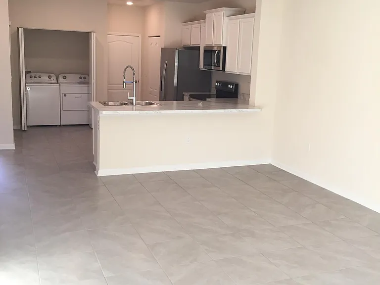 7746 Legacy Trl — Photo 8