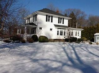 980 Lillian Dr, Hermitage, PA 16148