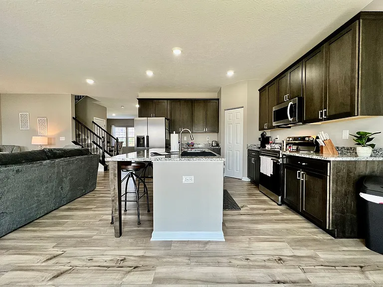 5137 Sofia Cir — Photo 27