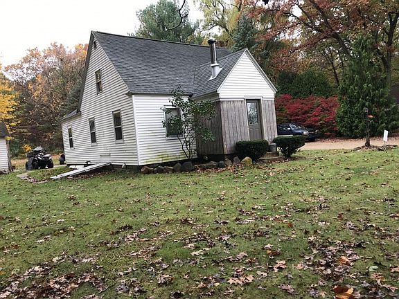 2nd image of 10348 N Cedar Dr