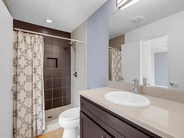 533 Lighthouse Dr — Photo 19