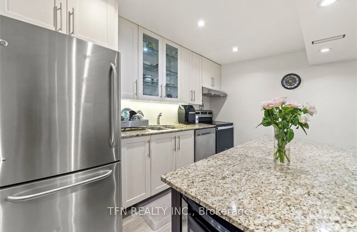 2 bed, $2,350 — Photo 3