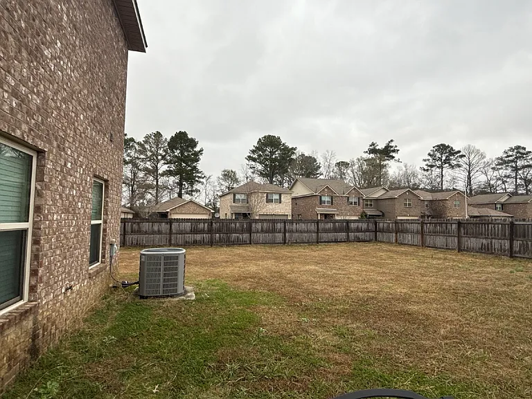 101 Winstead Cir — Photo 17