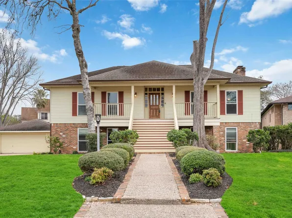 18623 Point Lookout Dr, Houston, TX 77058