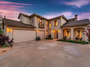1545 Loch Ness Dr, Fallbrook, CA 92028