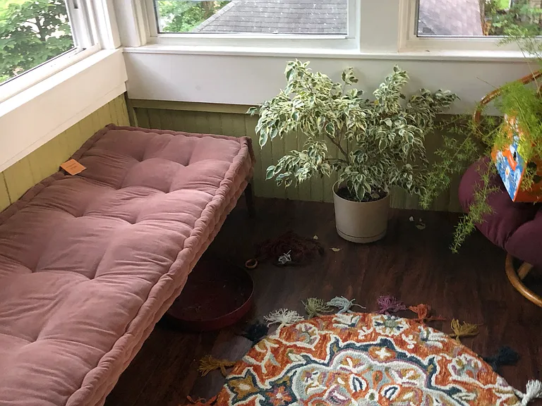 437 Potomac Ave — Photo 17