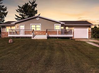 9075 Round Lake Rd, Laingsburg, MI 48848