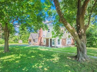 5846 N Grandview Dr, Indianapolis, IN 46228
