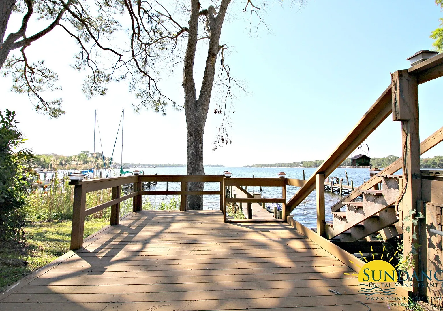 Gorgeous Waterfront Home in Niceville with Boat Dock! — Photo 2