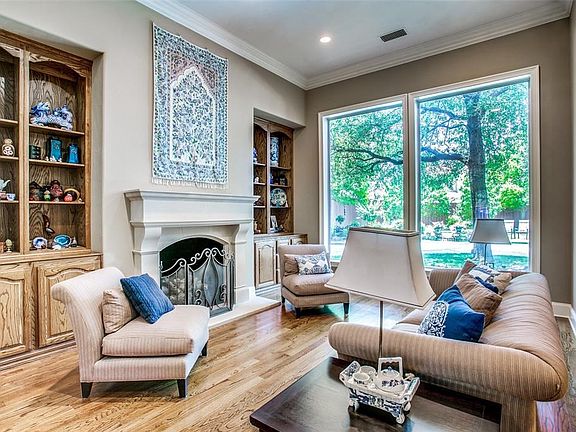 2nd image of 6267 Bristol Pl