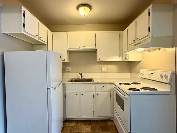 4th image of 1213 Sycamore St #11083444