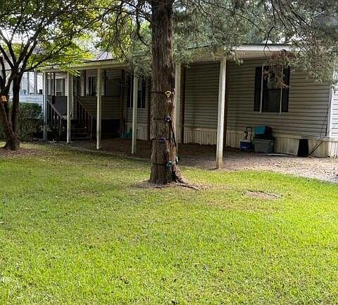 3rd image of 10 Johnson Ave