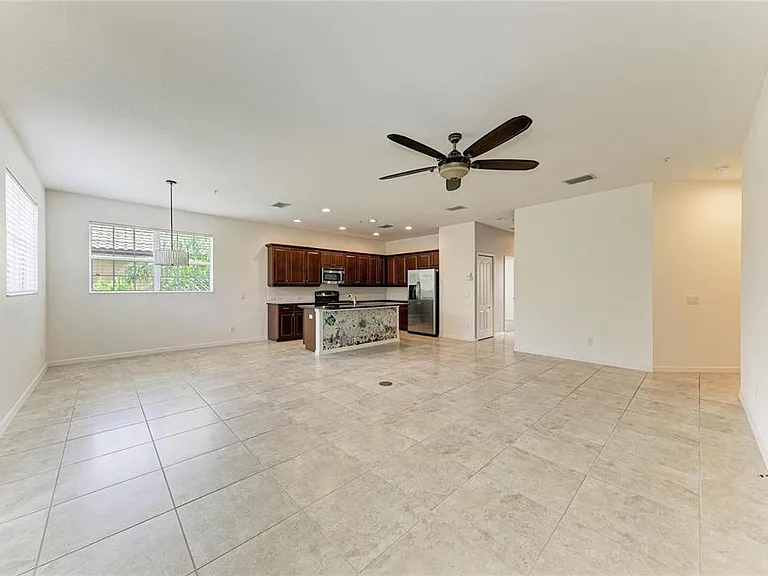 8143 Miramar Way #8143 — Photo 10