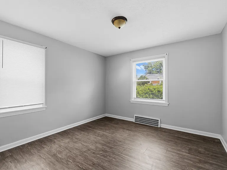 20612 Mountville Dr — Photo 8