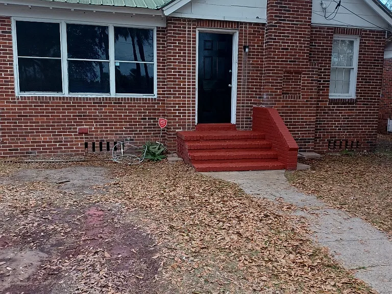 5918 N Pearl St — Photo 13