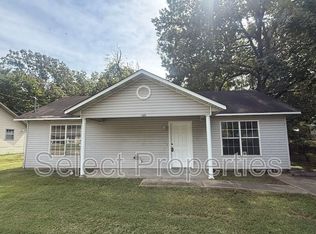 1303 Dana Debbie St, Jonesboro, AR 72405