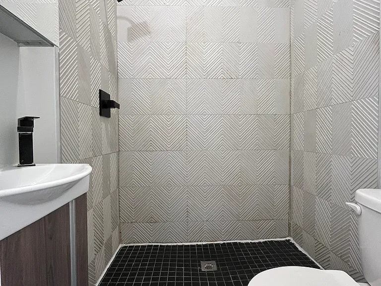 112 Duncan Ave #30 — Photo 6