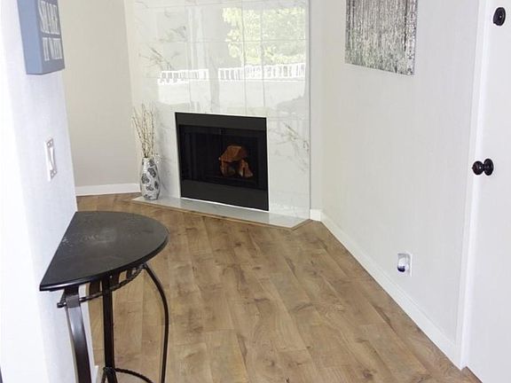 4th image of 12700 NE 8th St #9