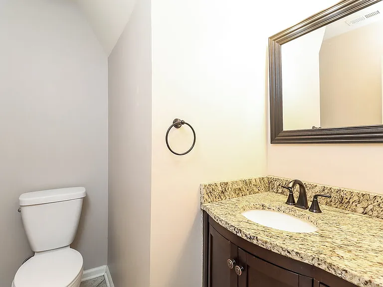 3620 Luton Ct — Photo 16