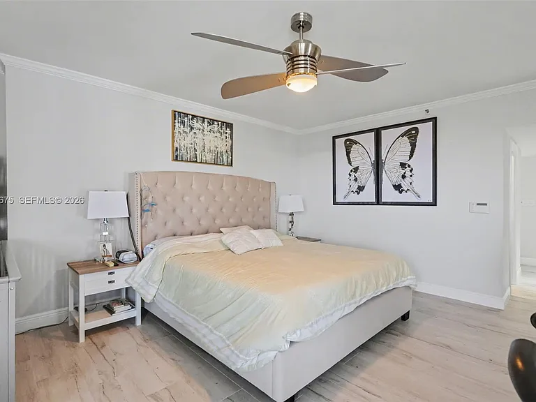 300 Three Islands Blvd #Penthouse 3A — Photo 23