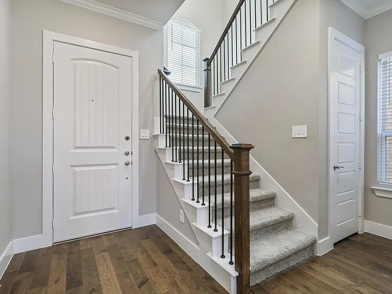 1528 Teresa Ann Ln — Photo 3