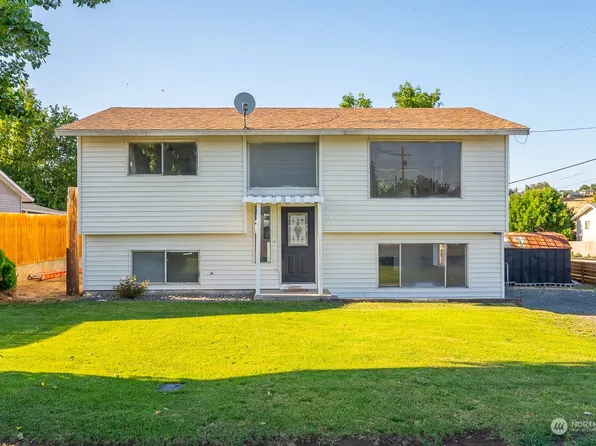 100 Fern Street NW, Royal City, WA 99357