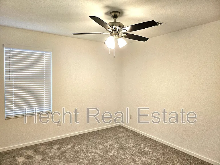 2440 Lost Creek Rd — Photo 18