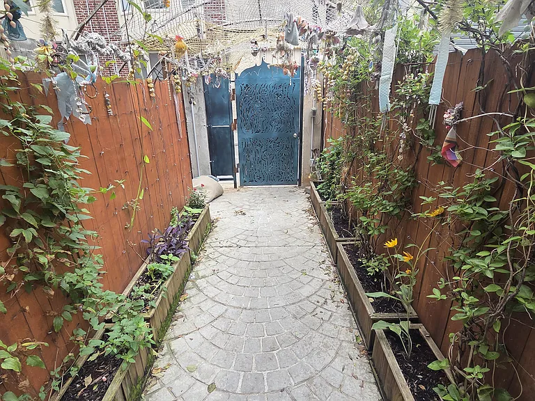 1165 N Hope St #4B — Photo 24