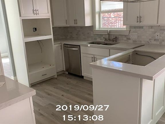 5th image of 710 Langwood Dr