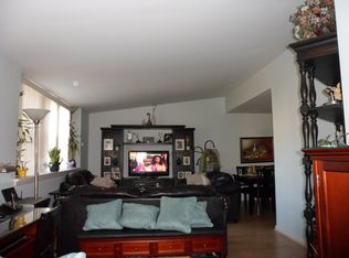 8302 Pine Rd, Philadelphia, PA 19111