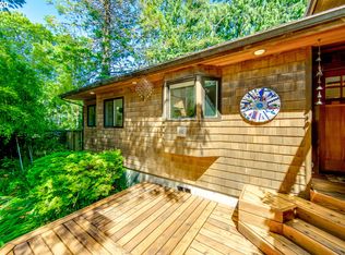 36295 7th St, Nehalem, OR 97131