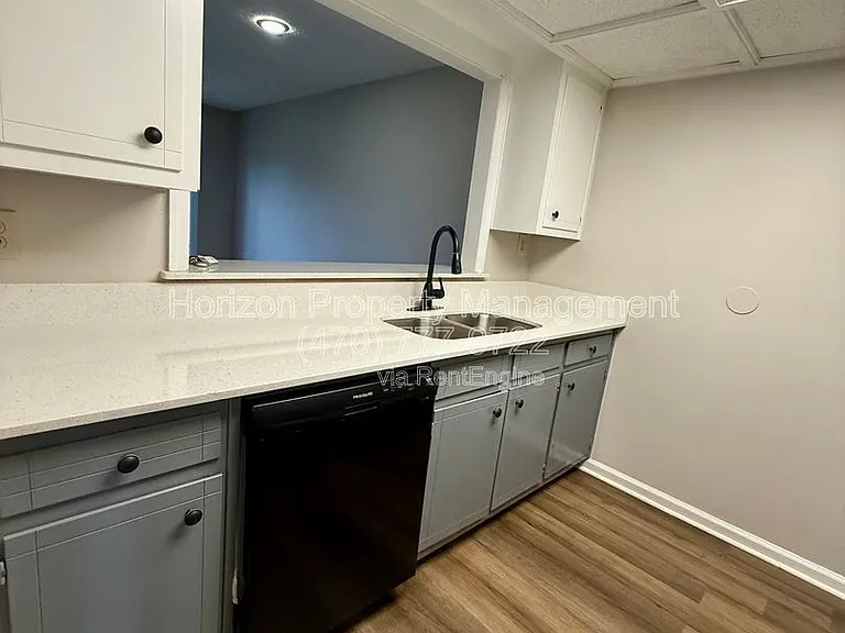3730 Old Flowery Branch Rd #H4 — Photo 3