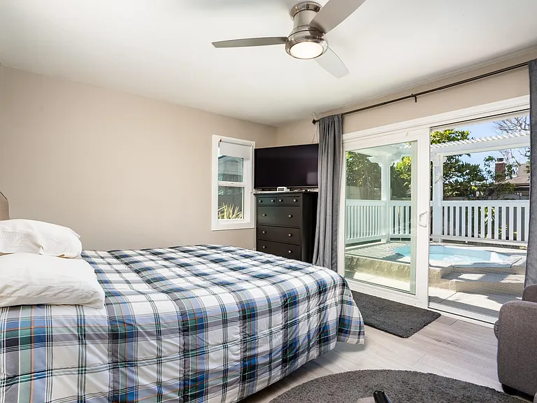 Master bedroom with view to spa.