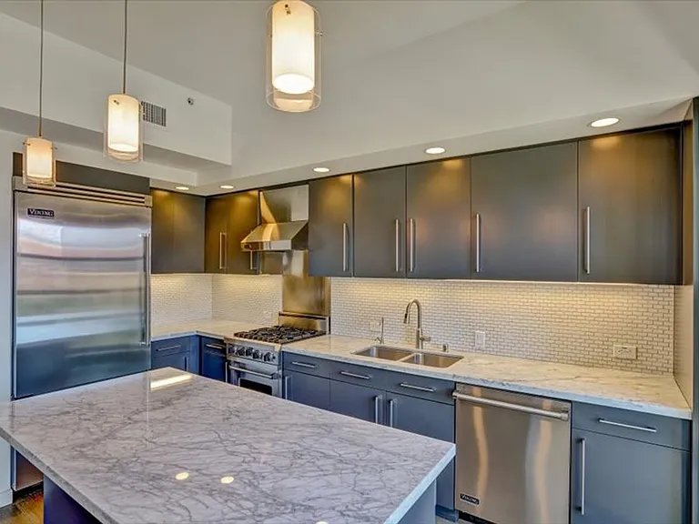 2125 Bryant St #308 — Photo 6
