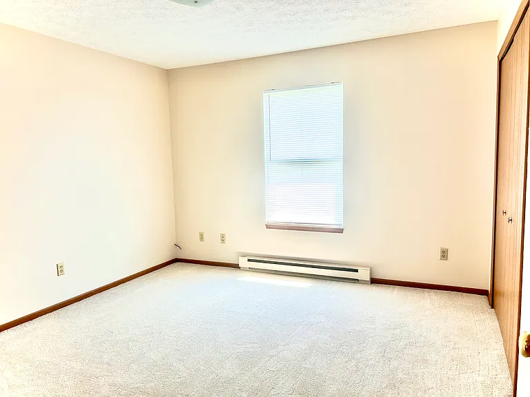 3601 Farmview Cir — Photo 8