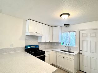 16214 Juniper St APT 2B, Hesperia, CA 92345