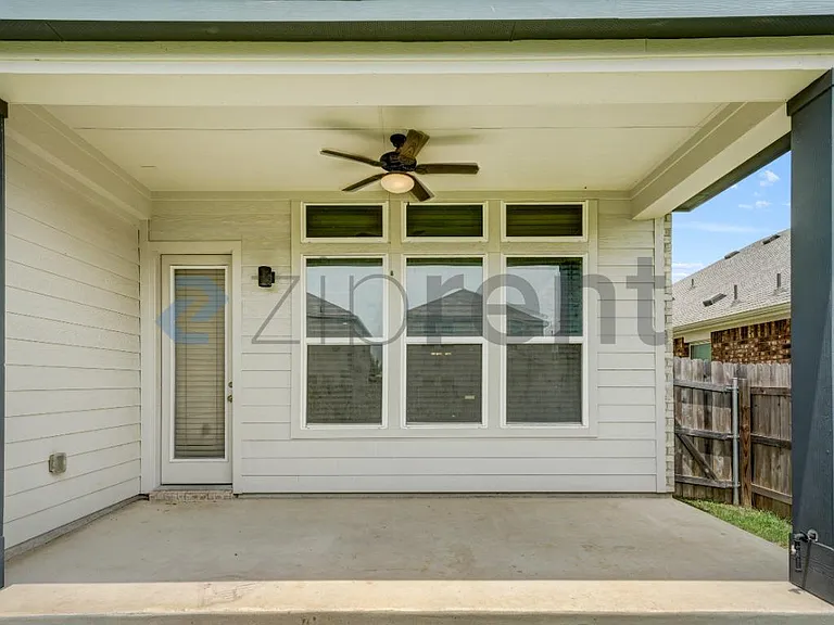 6405 Golden Bough Ln — Photo 5