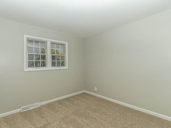 4th image of 2792 Alder Vista Dr