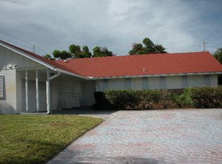 345 SW 13th Ave, Boynton Beach, FL 33435