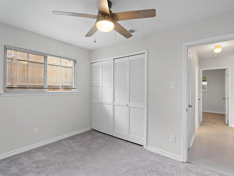 2532 Chaparral Trl — Photo 17