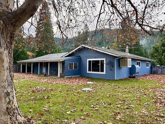 4th image of 1400 Davis Place Rd