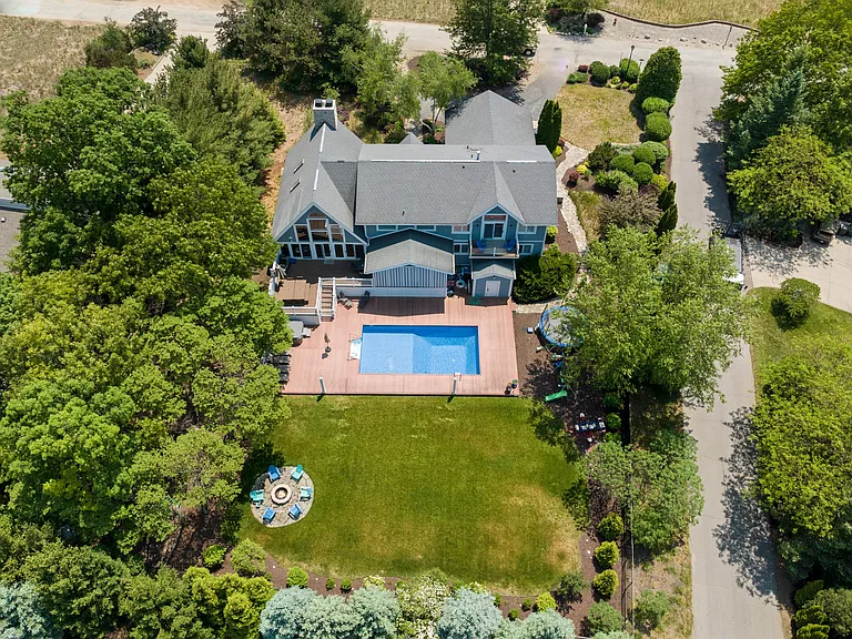 51105 Main Dr — Photo 45