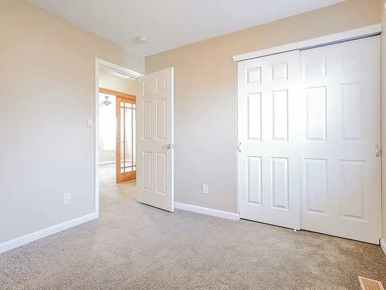1202 Liberty Xing — Photo 20