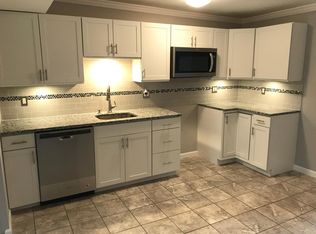 442 Old Home Rd, Baltimore, MD 21206